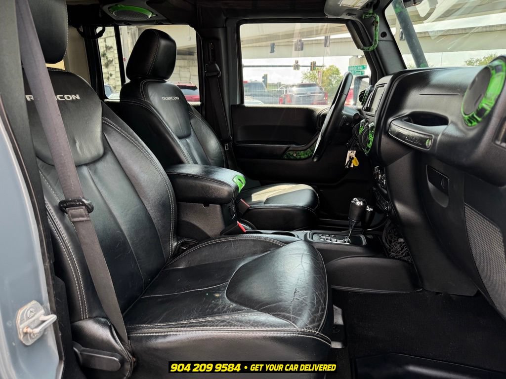 Used 2014 Jeep Wrangler Unlimited Rubicon AWD/4WD image 32