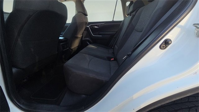 Used 2021 Toyota RAV4 XLE image 21