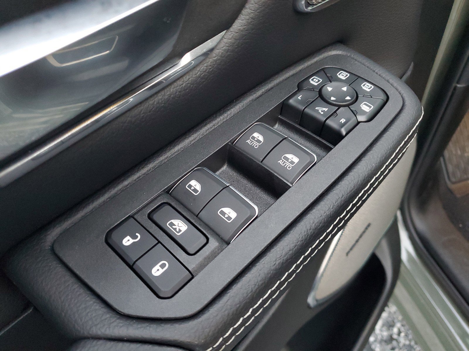 New 2026 RAM 1500 Laramie image 19