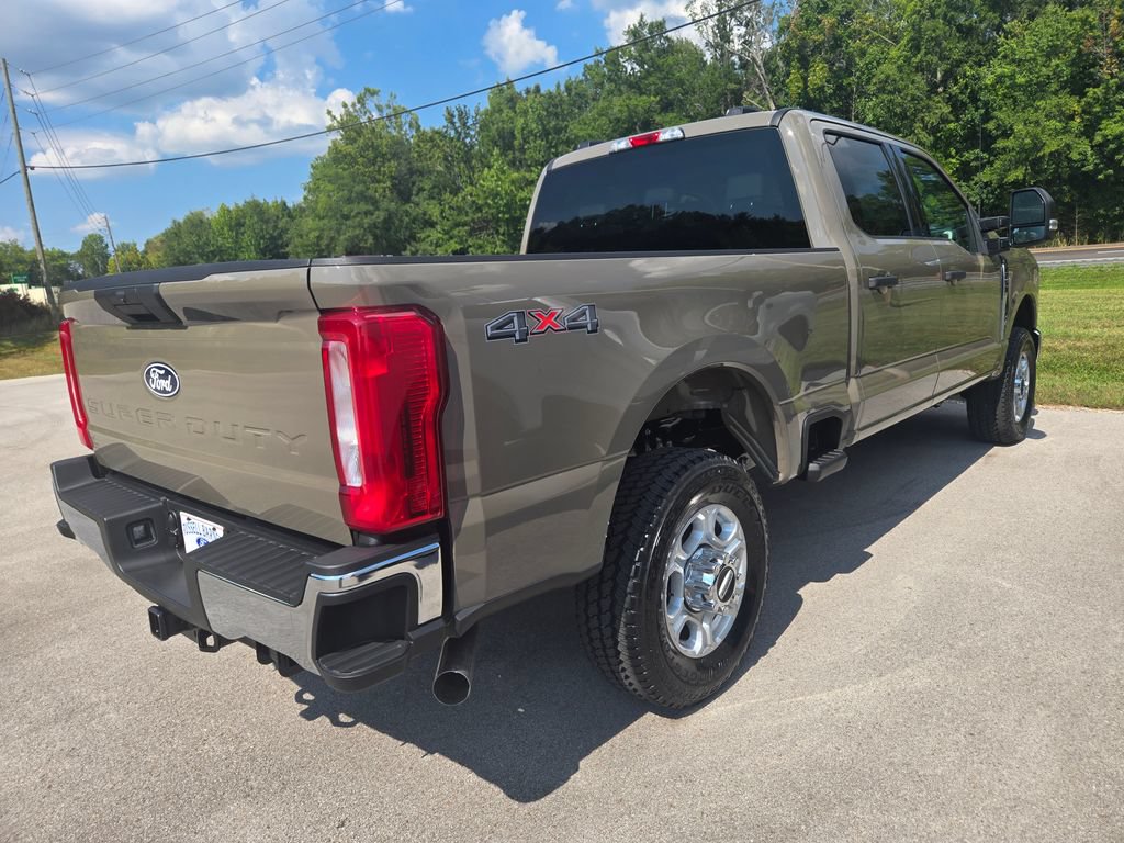 New 2027 Ford F250 XLT w/ Camper Package AWD/4WD image 4