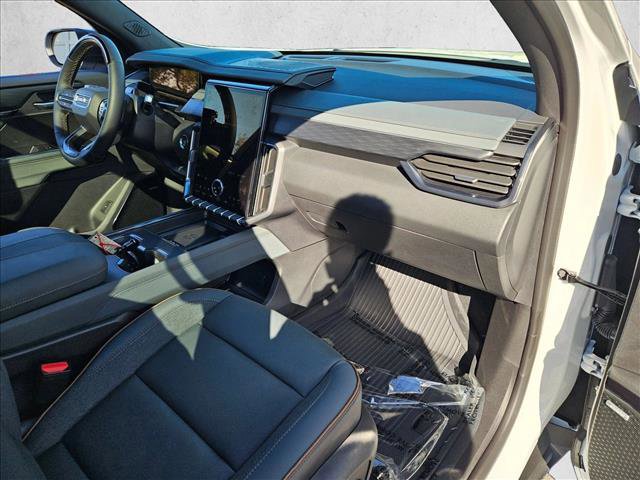 Used 2026 GMC Acadia AT4 w/ Super Cruise Package image 22