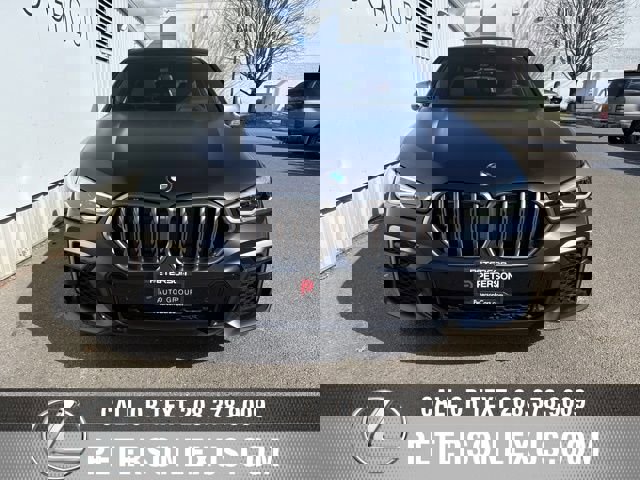 Used 2022 BMW X6 M50i w/ Premium Package image 9