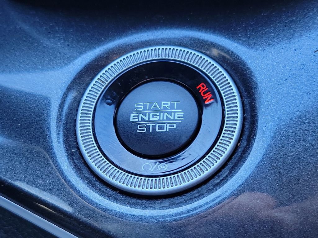 Used 2022 Jeep Grand Cherokee L Laredo image 32