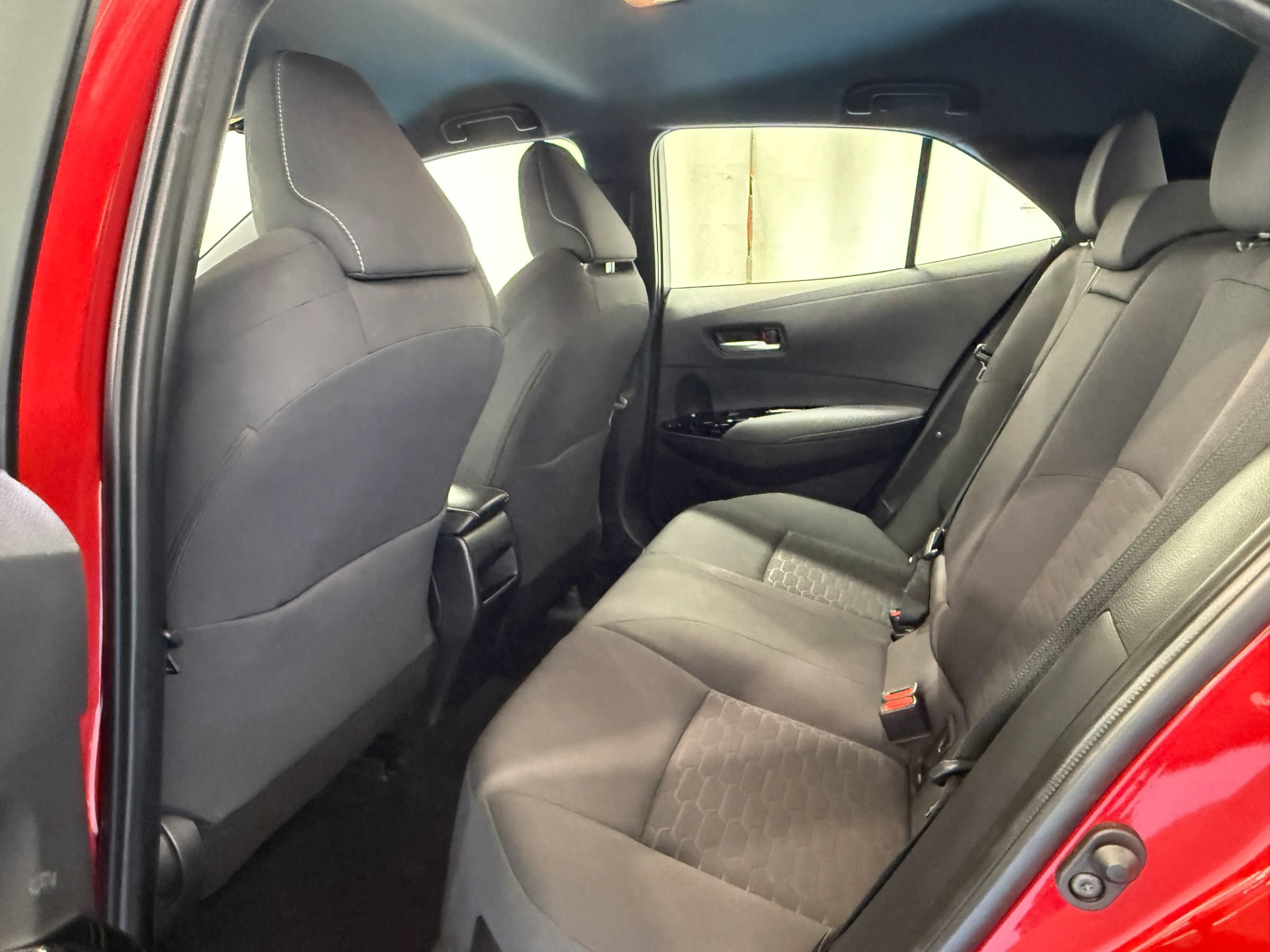 Used 2021 Toyota Corolla SE FWD image 25