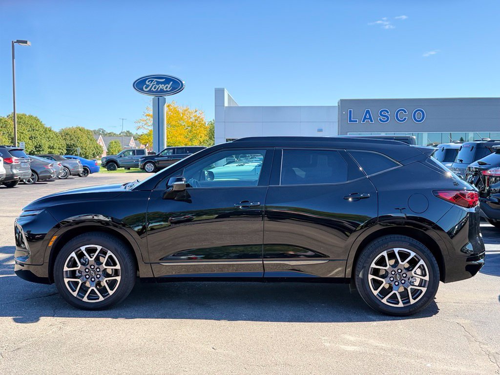 Used 2025 Chevrolet Blazer RS FWD image 35