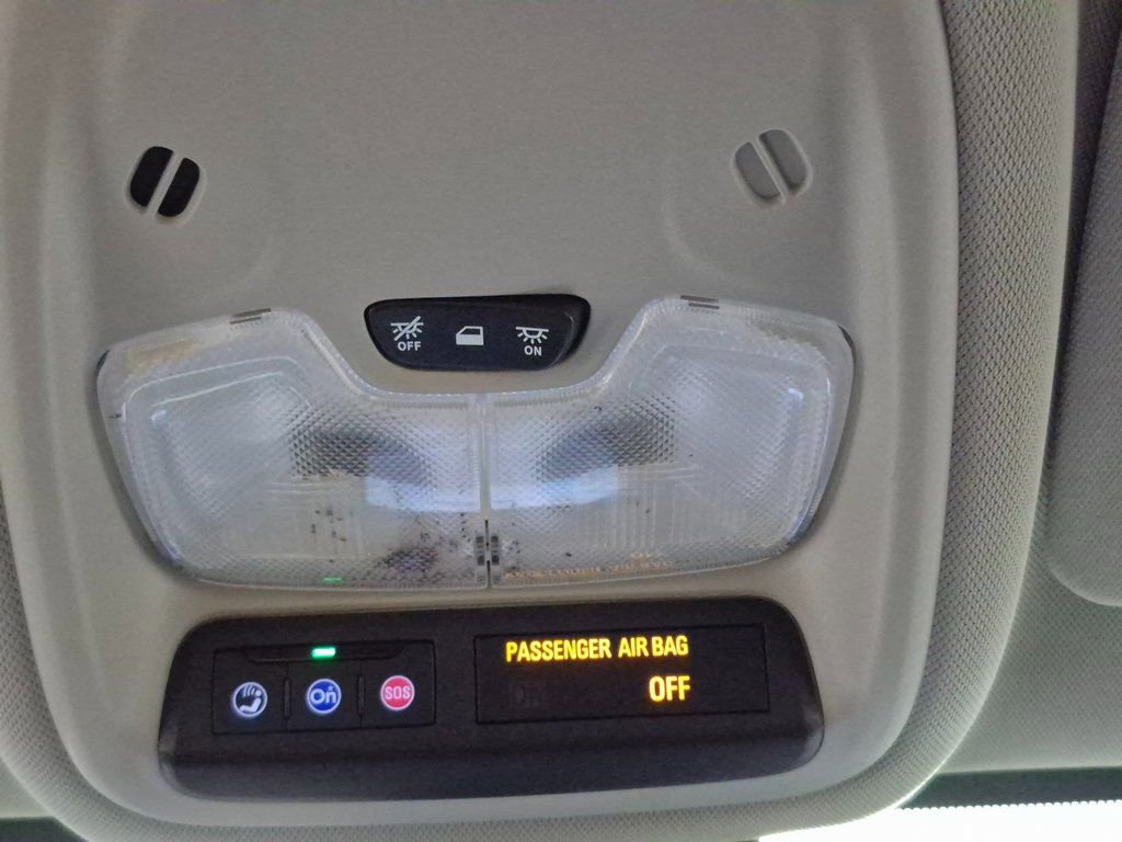 Used 2020 Buick Encore GX Select image 21