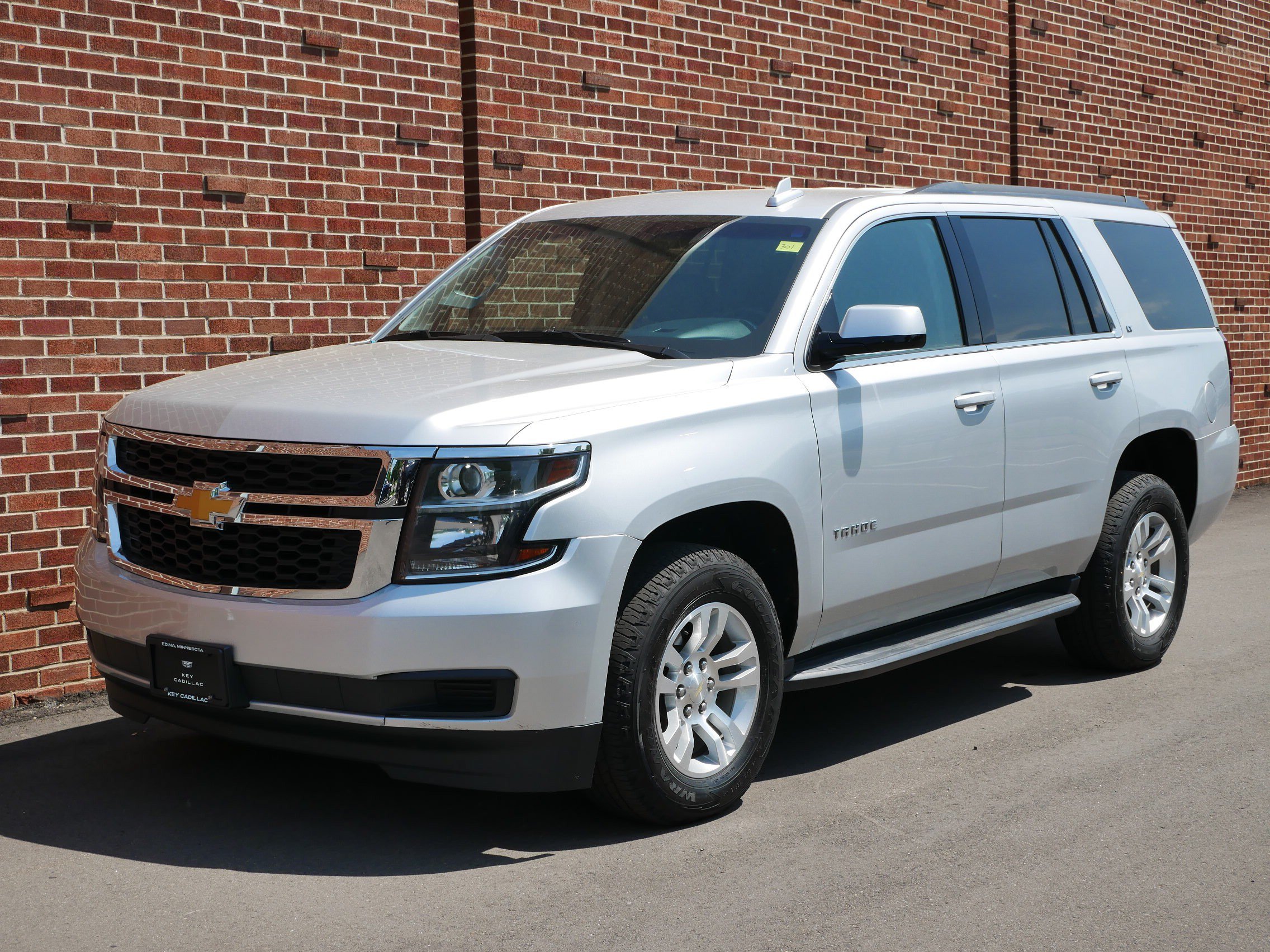 Used 2020 Chevrolet Tahoe LT AWD/4WD image 1