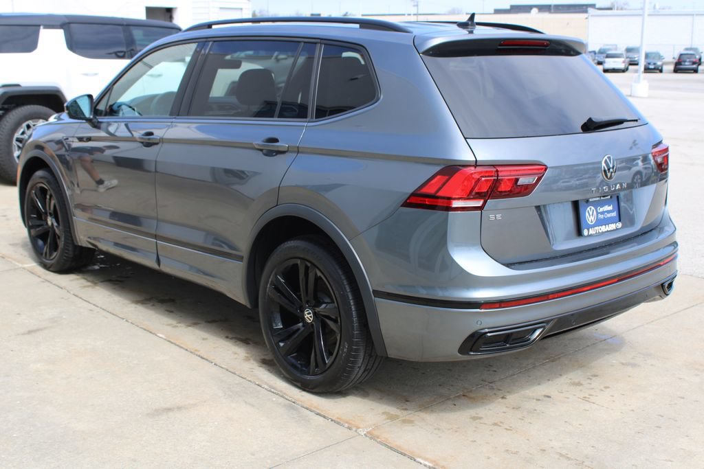 Certified 2024 Volkswagen Tiguan SE R-Line FWD image 4