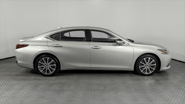 Used 2019 Lexus ES 300h w/ Premium Package FWD image 9