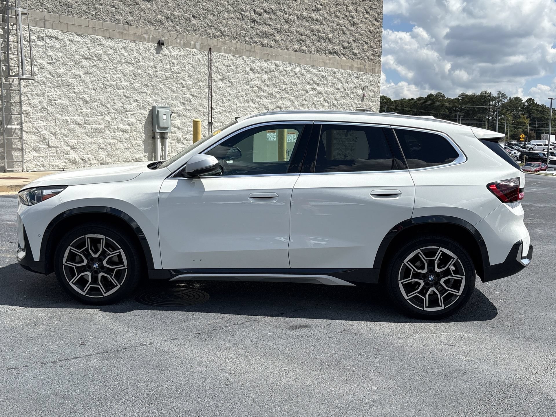 Used 2024 BMW X1 xDrive28i w/ Convenience Package AWD/4WD image 18