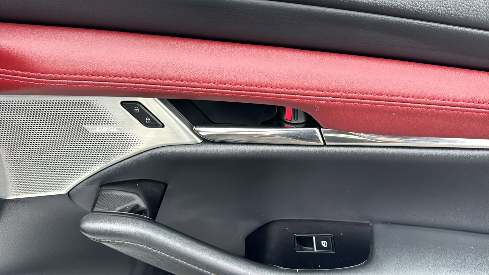 Used 2025 MAZDA MAZDA3 Hatchback w/ Appearance Package image 26