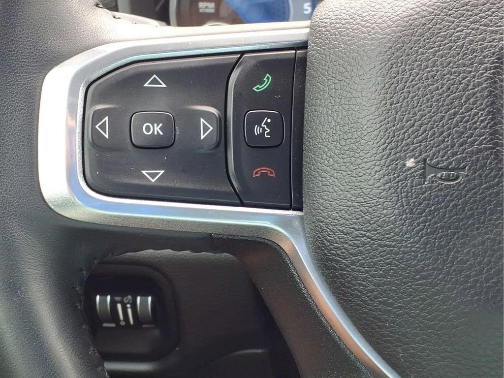 Used 2024 RAM 1500 Laramie AWD/4WD image 23