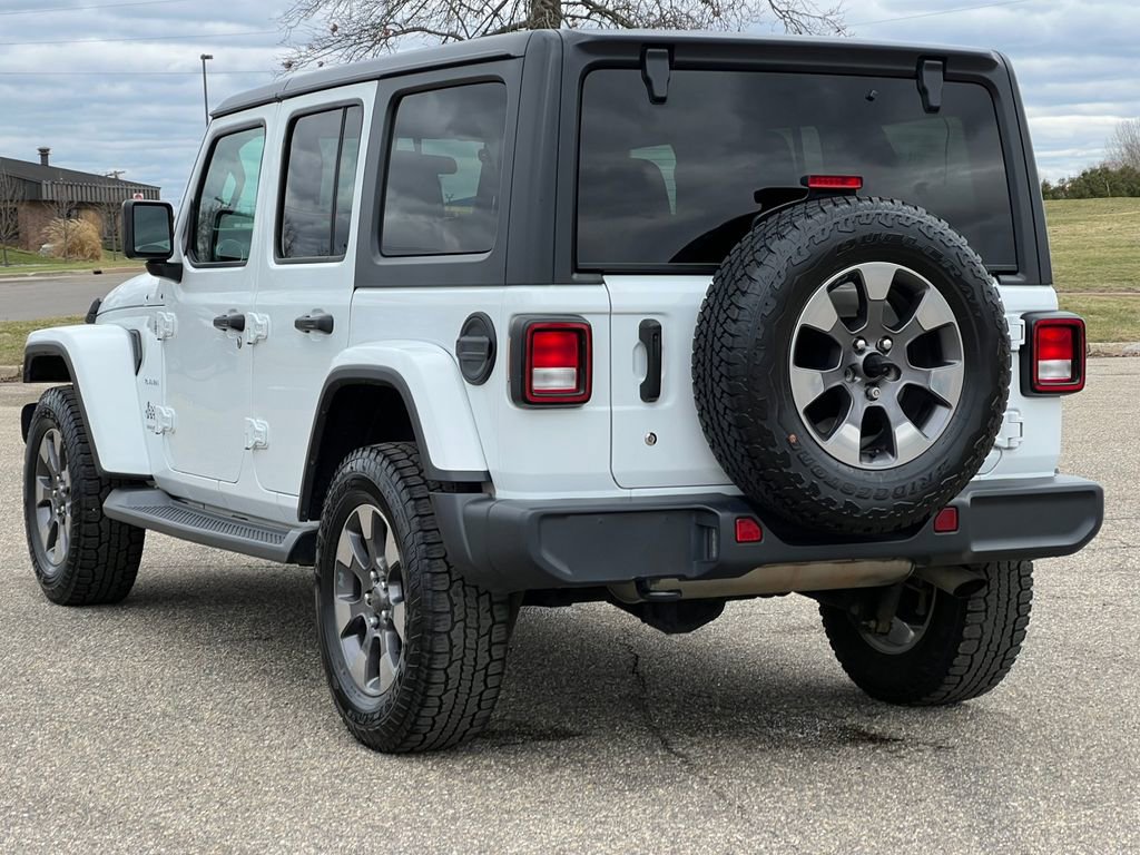 Used 2018 Jeep Wrangler Unlimited Sahara image 11