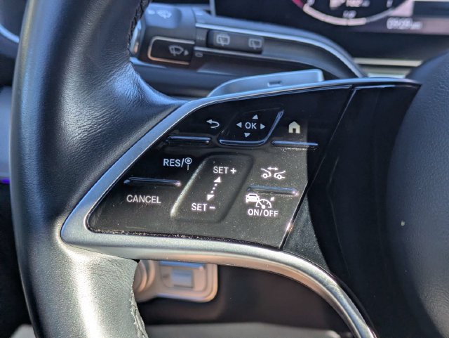 Used 2025 Mercedes-Benz GLE 350 4MATIC w/ Driver Assistance Package image 23