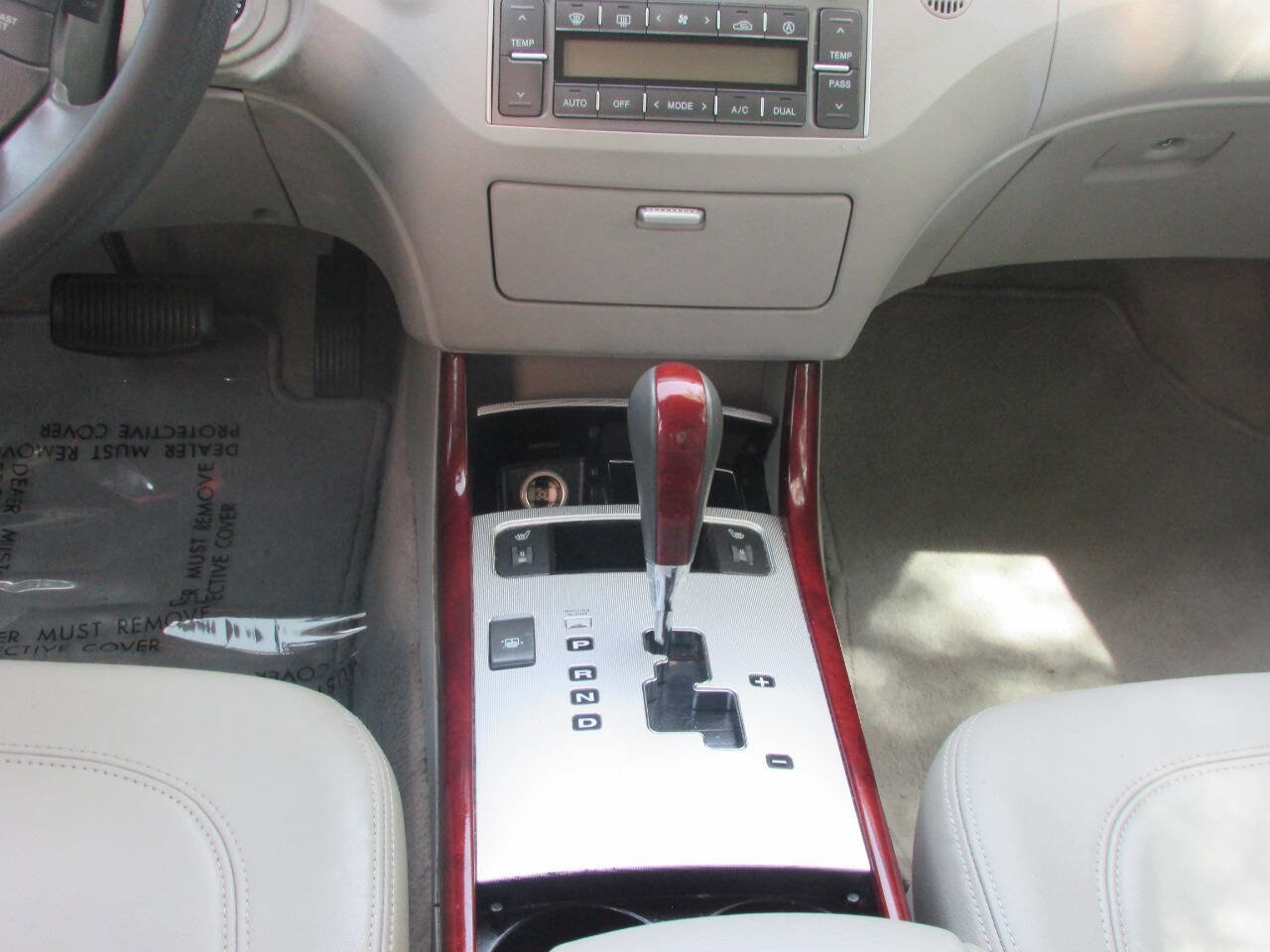 Used 2006 Hyundai Azera Limited image 18