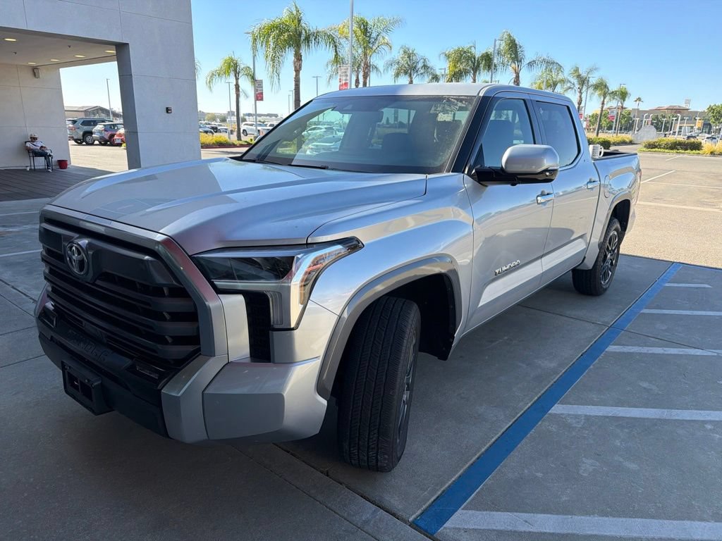 Used 2023 Toyota Tundra Limited AWD/4WD image 2