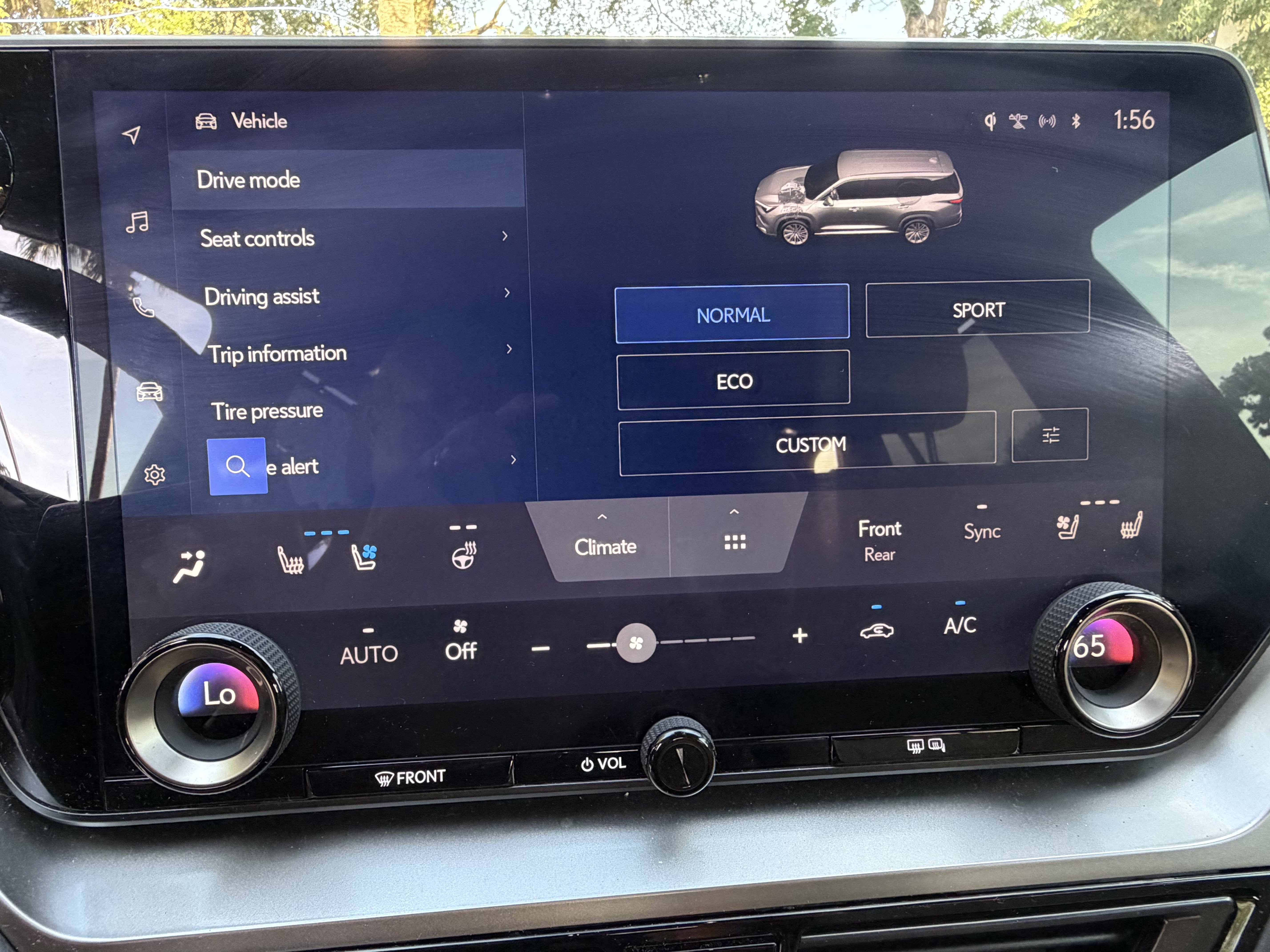 Certified 2025 Lexus TX 350 FWD w/ Technology Package image 19