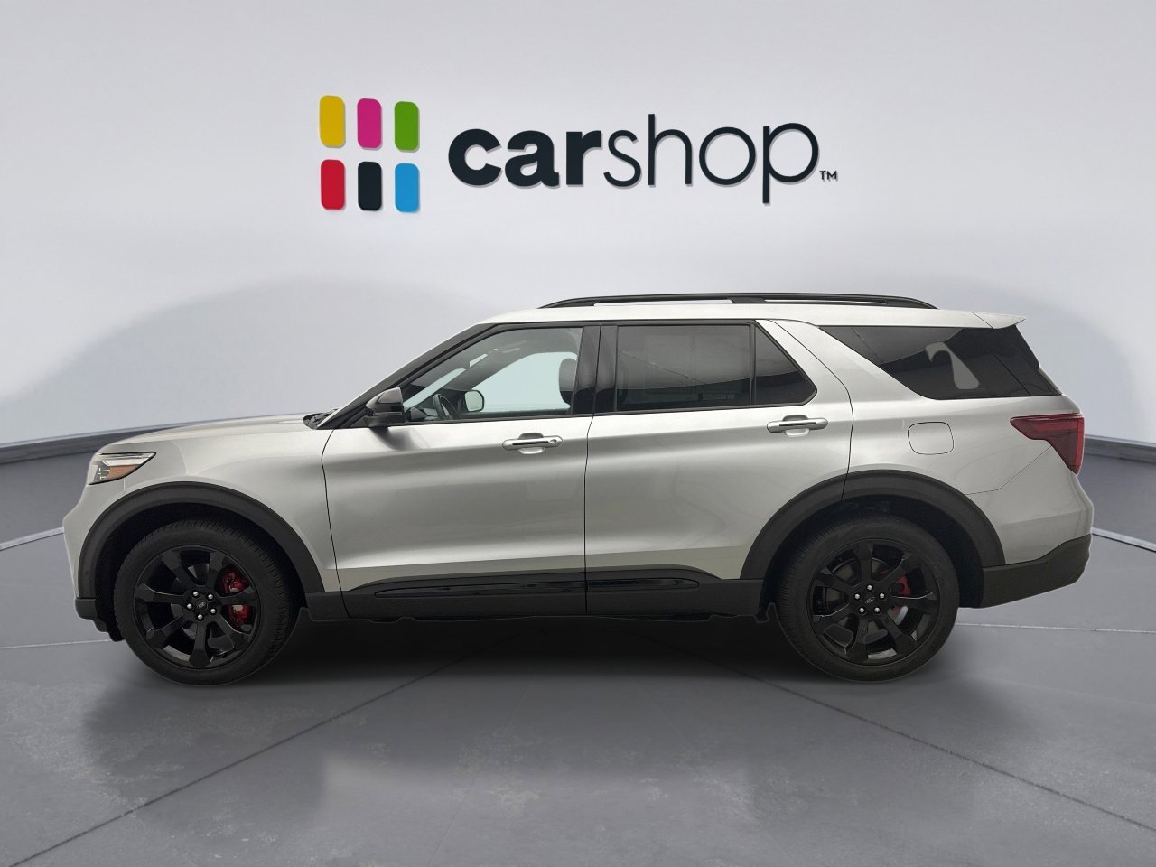 Used 2020 Ford Explorer ST w/ ST Street Pack image 2
