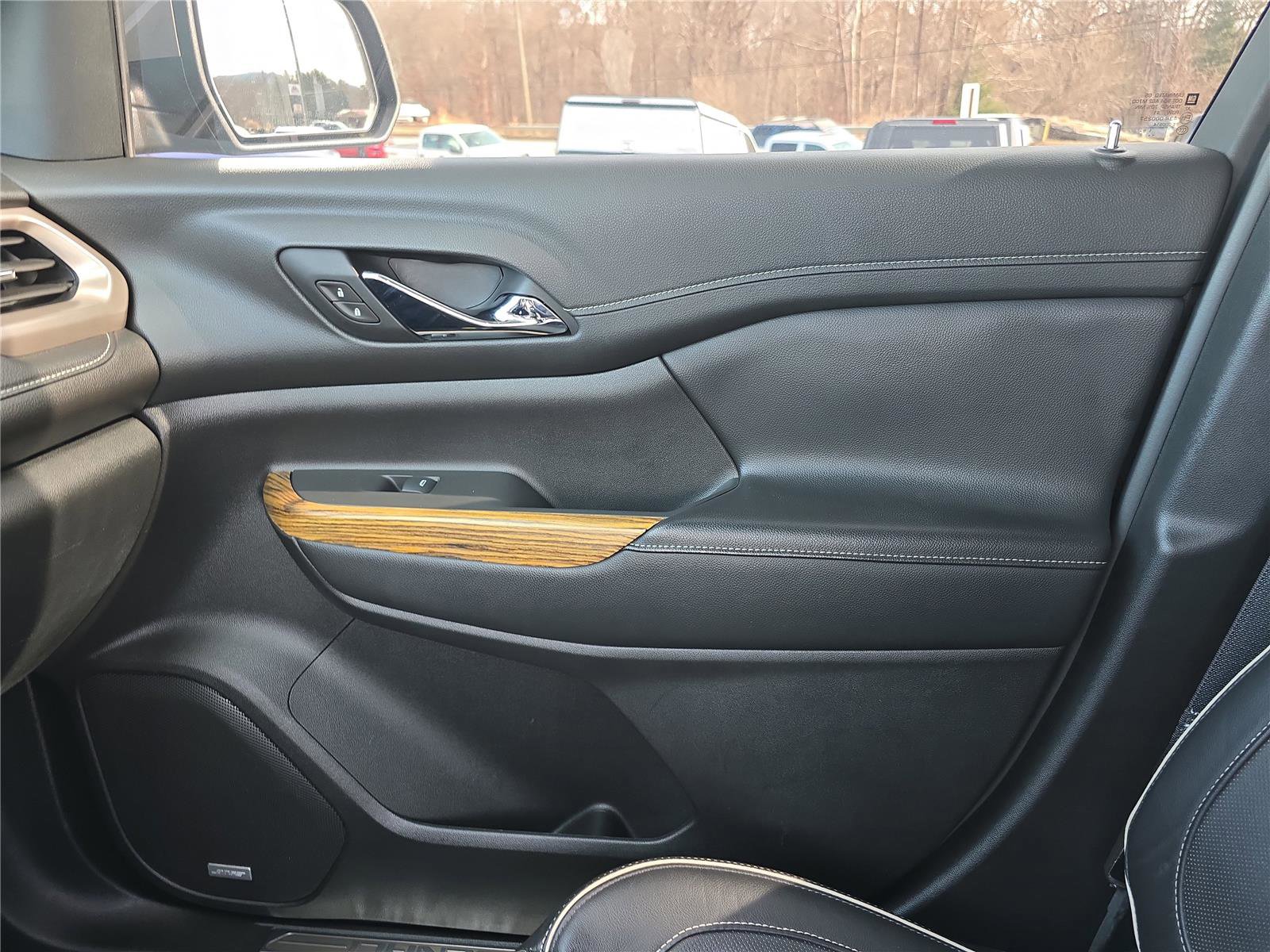 Used 2019 GMC Acadia Denali w/ Technology Package image 24