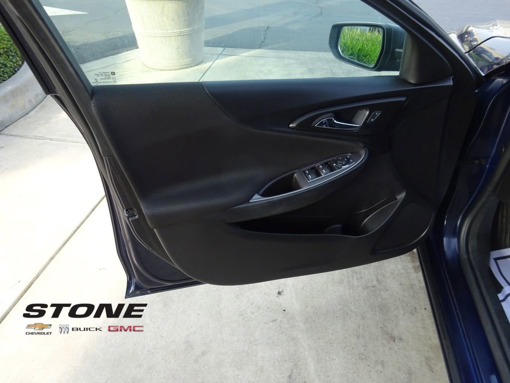 Used 2018 Chevrolet Malibu LS image 24