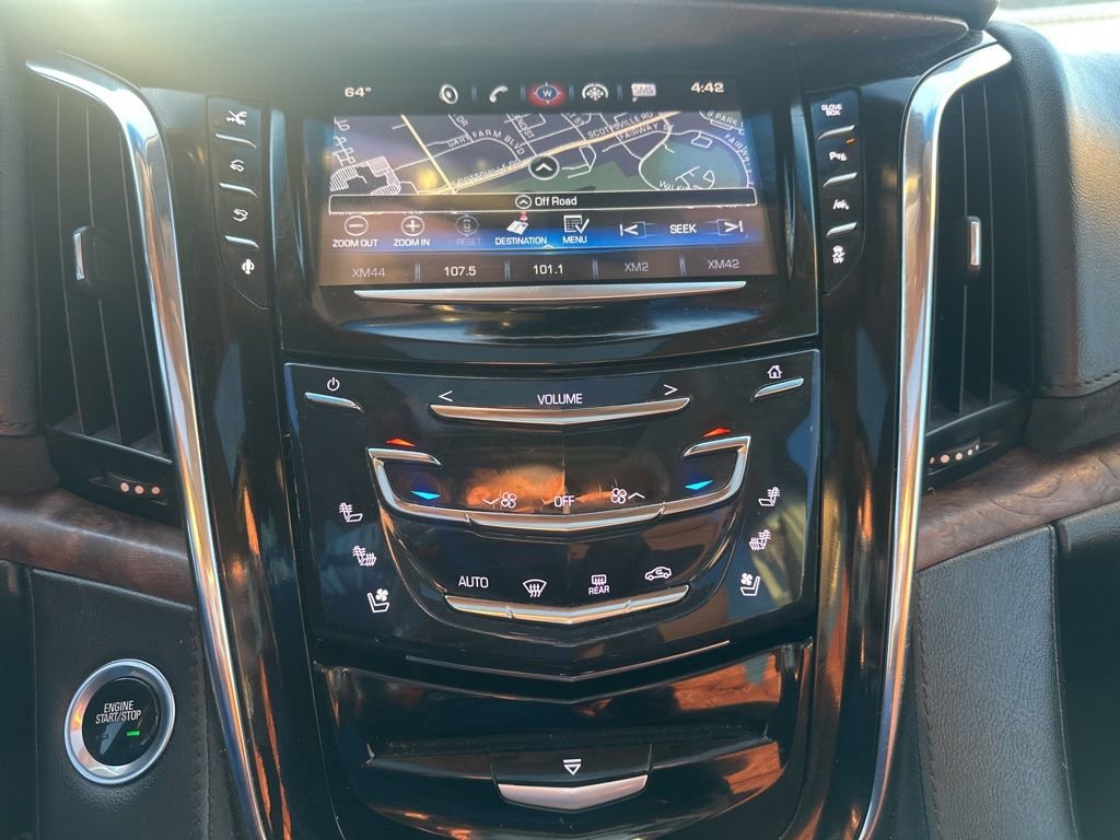 Used 2016 Cadillac Escalade Premium image 15
