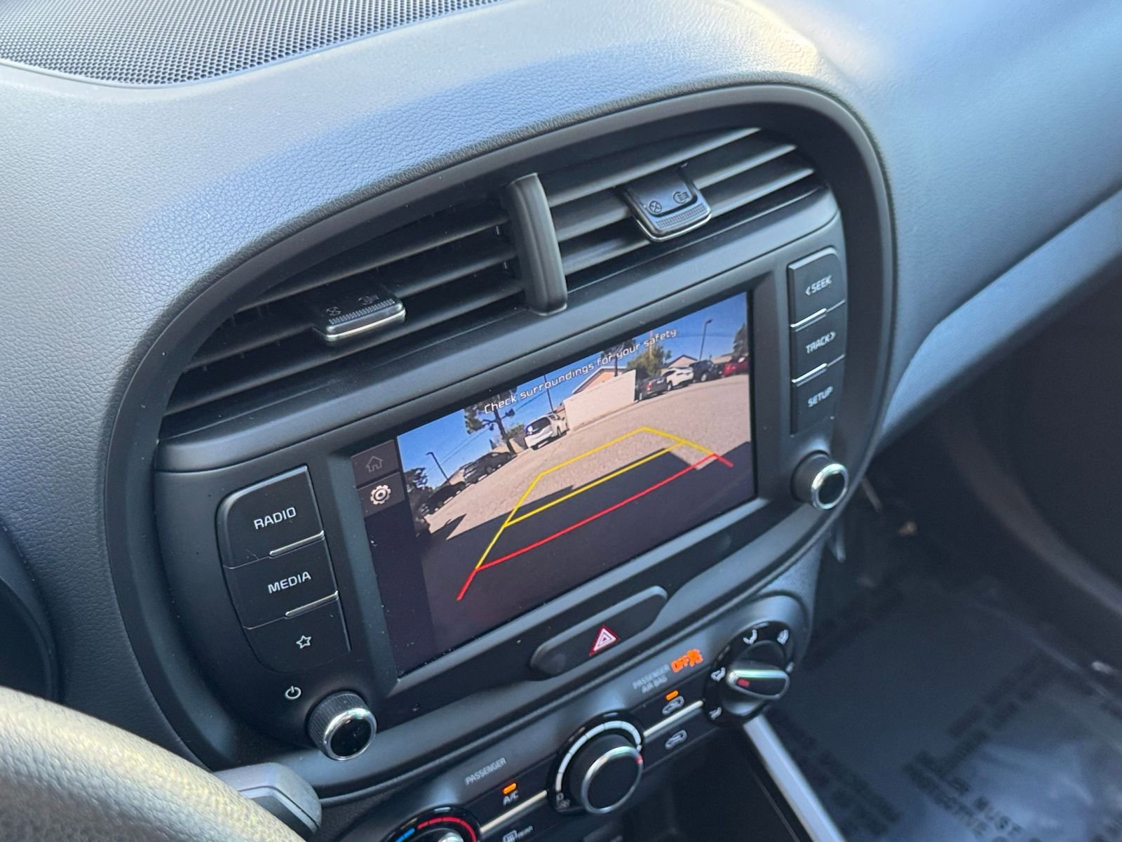 Used 2025 Kia Soul LX w/ LX Technology Package image 22