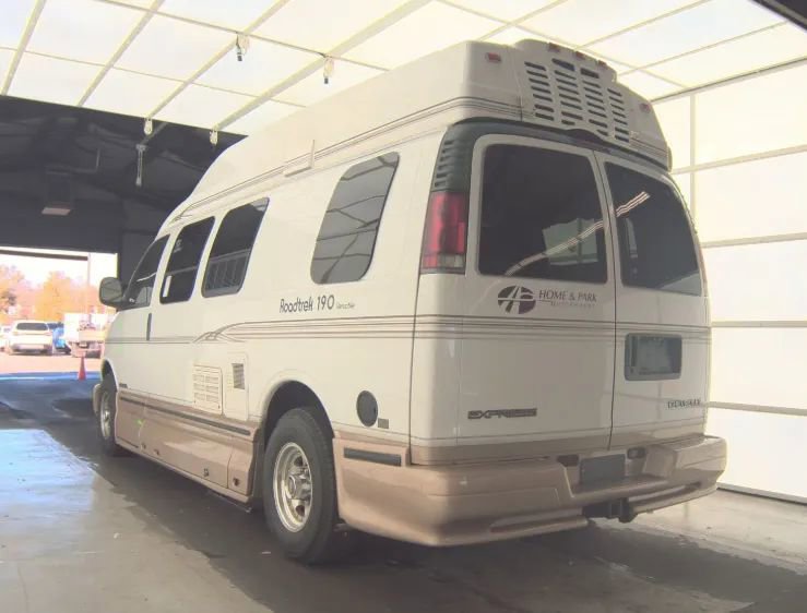 Used 2002 Chevrolet Express 3500 Extended w/ Preferred Equipment Group 2 image 5