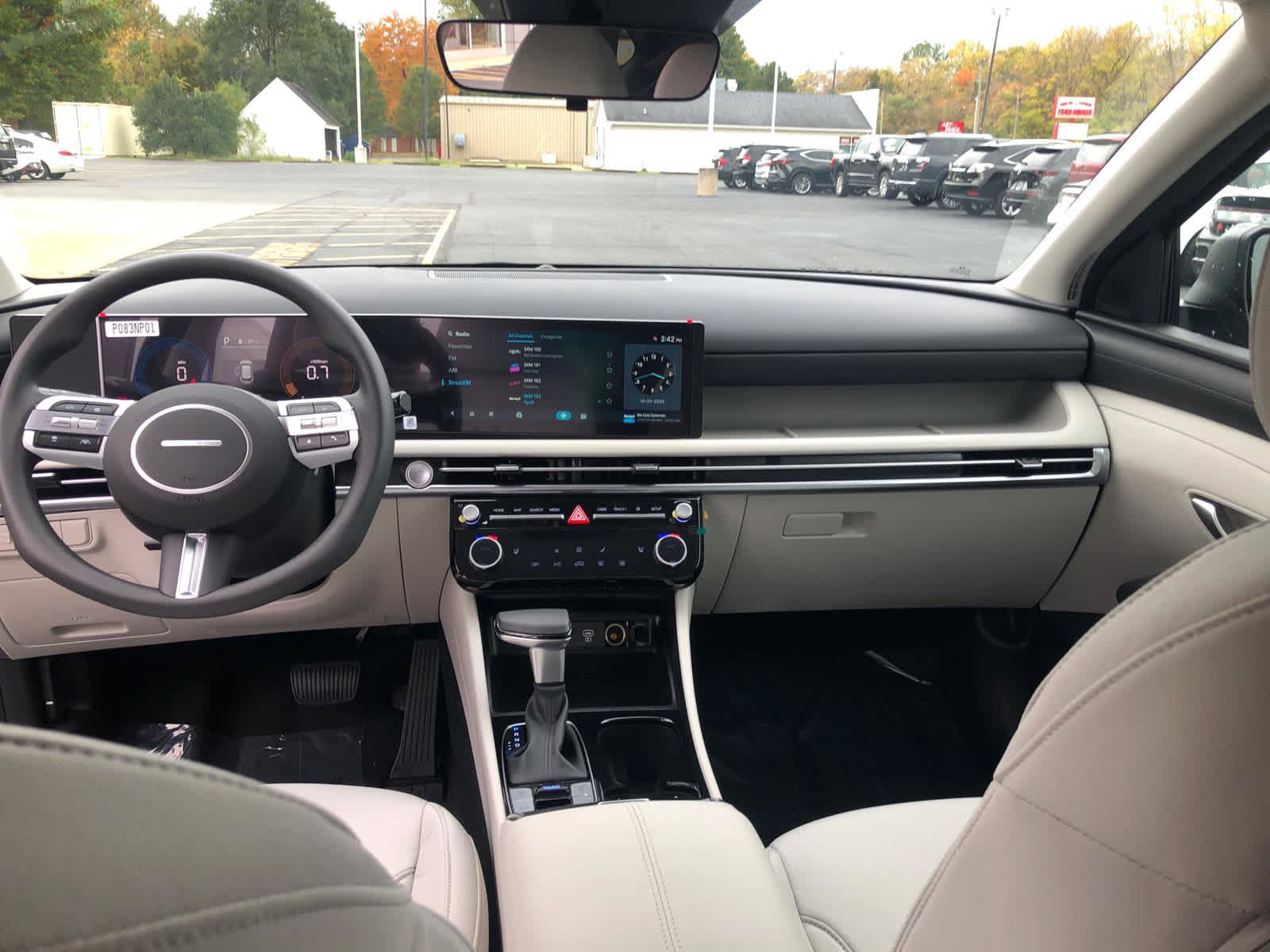 New 2026 Hyundai Tucson SEL image 25