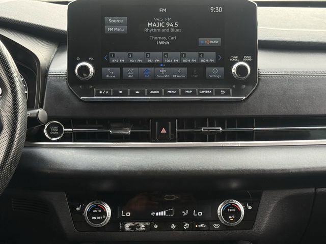 Used 2023 Mitsubishi Outlander SE image 16