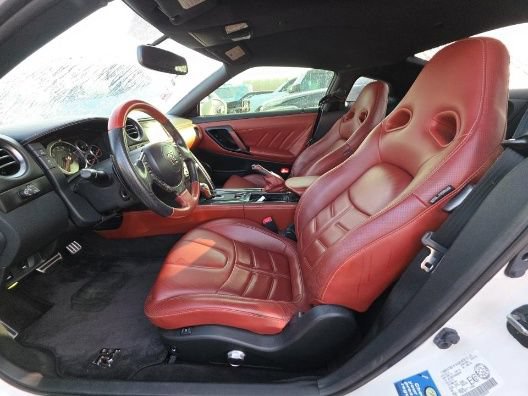 Used 2015 Nissan GT-R Premium AWD/4WD image 15