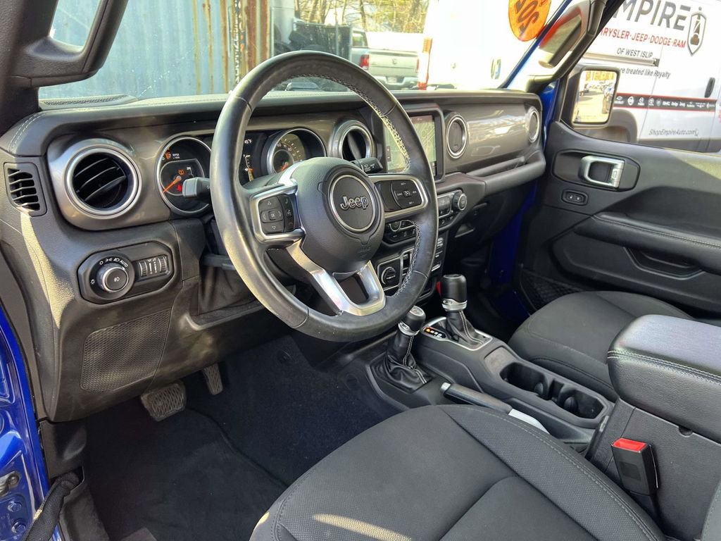 Certified 2018 Jeep Wrangler Unlimited Sahara image 20