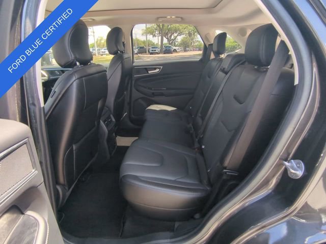 Used 2018 Ford Edge Titanium w/ Equipment Group 301A FWD image 15