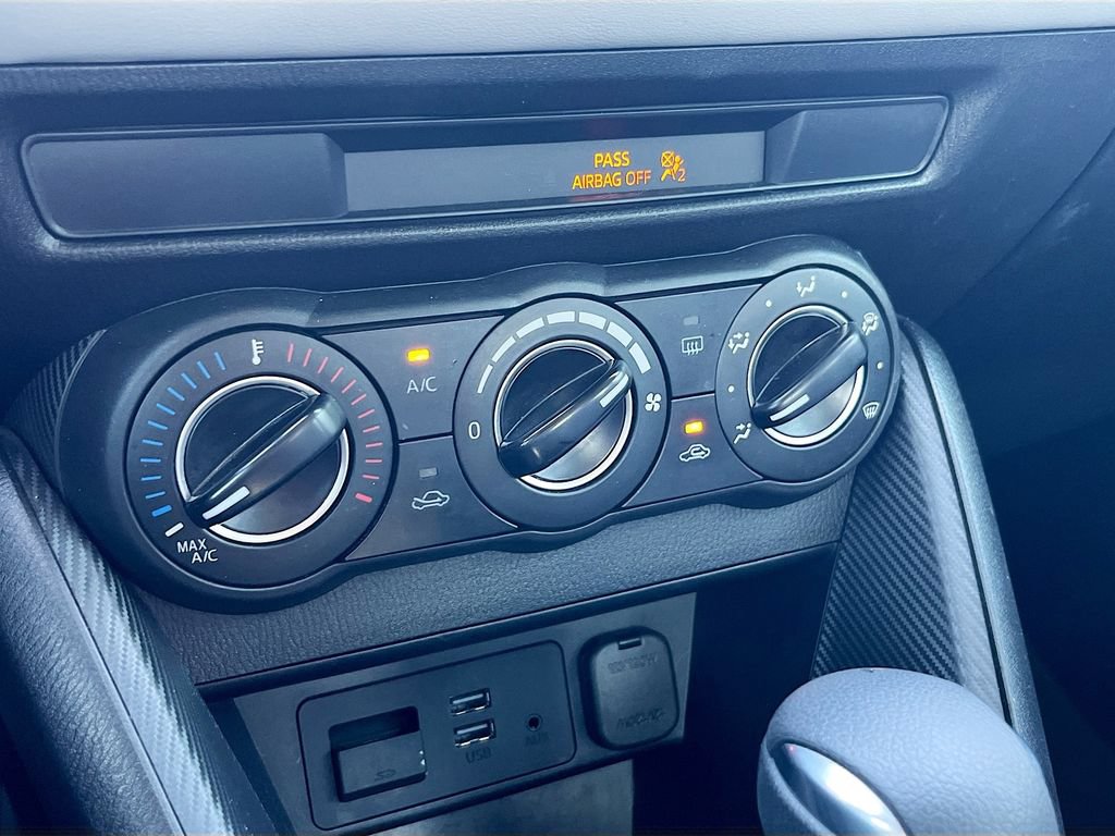 Used 2019 Toyota Yaris LE FWD image 15