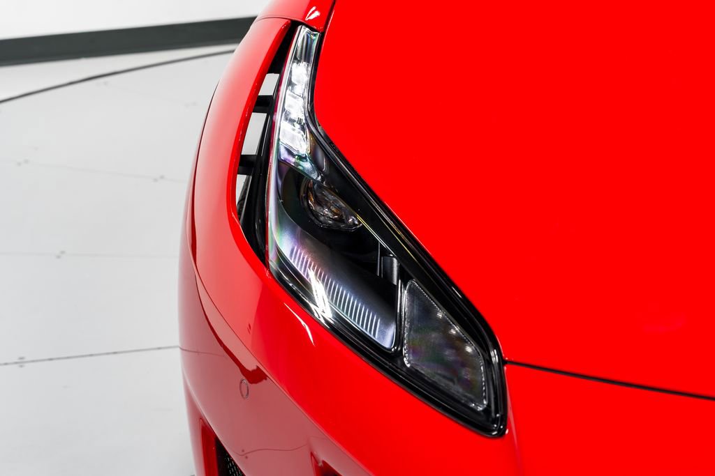 Used 2020 Ferrari Portofino RWD image 47