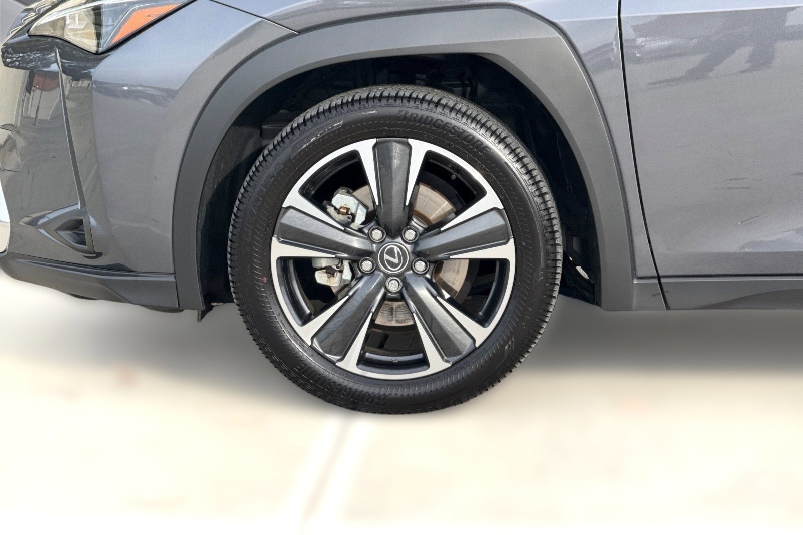 Certified 2025 Lexus UX 300h FWD image 13