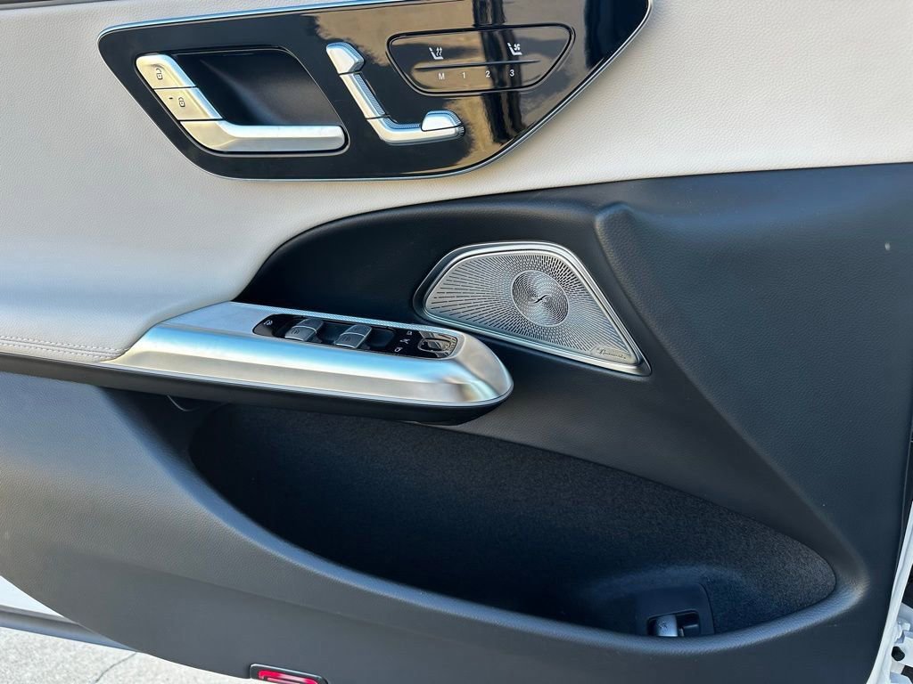 Used 2025 Mercedes-Benz E 450 4MATIC All-Terrain Wagon image 38