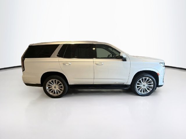 Used 2024 Cadillac Escalade Premium Luxury AWD/4WD image 7