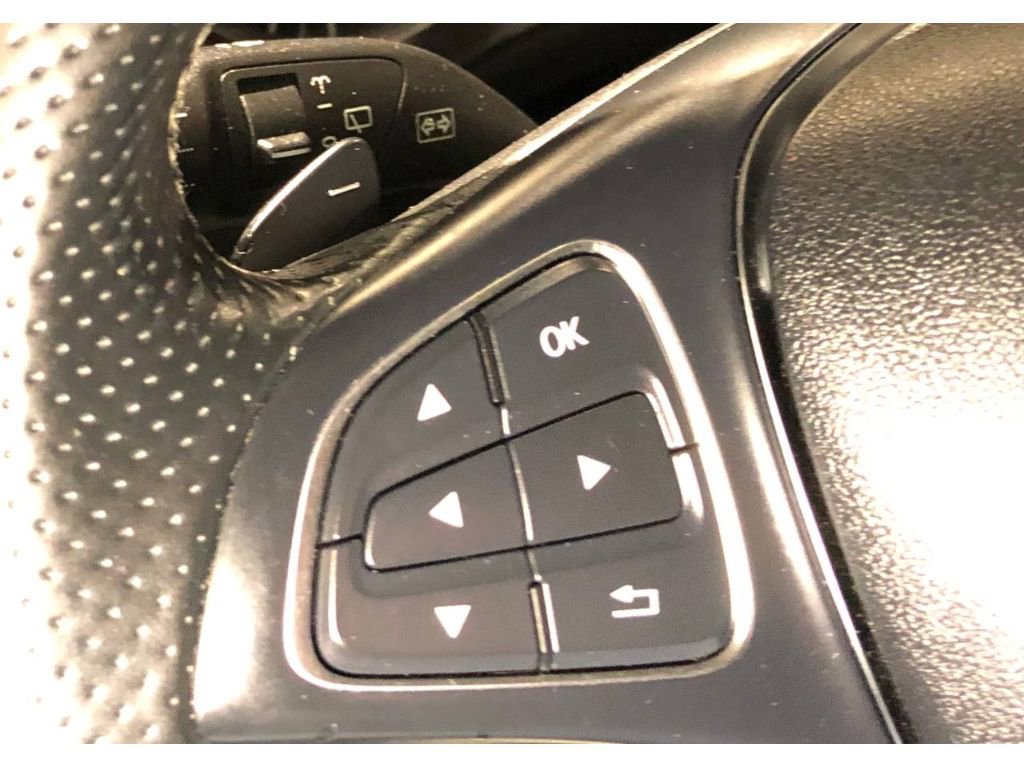 Used 2019 Mercedes-Benz Metris Passenger image 23