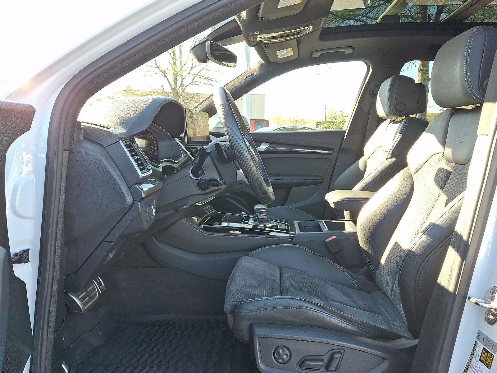 Certified 2022 Audi SQ5 Premium Plus w/ Premium Plus Package AWD/4WD image 13