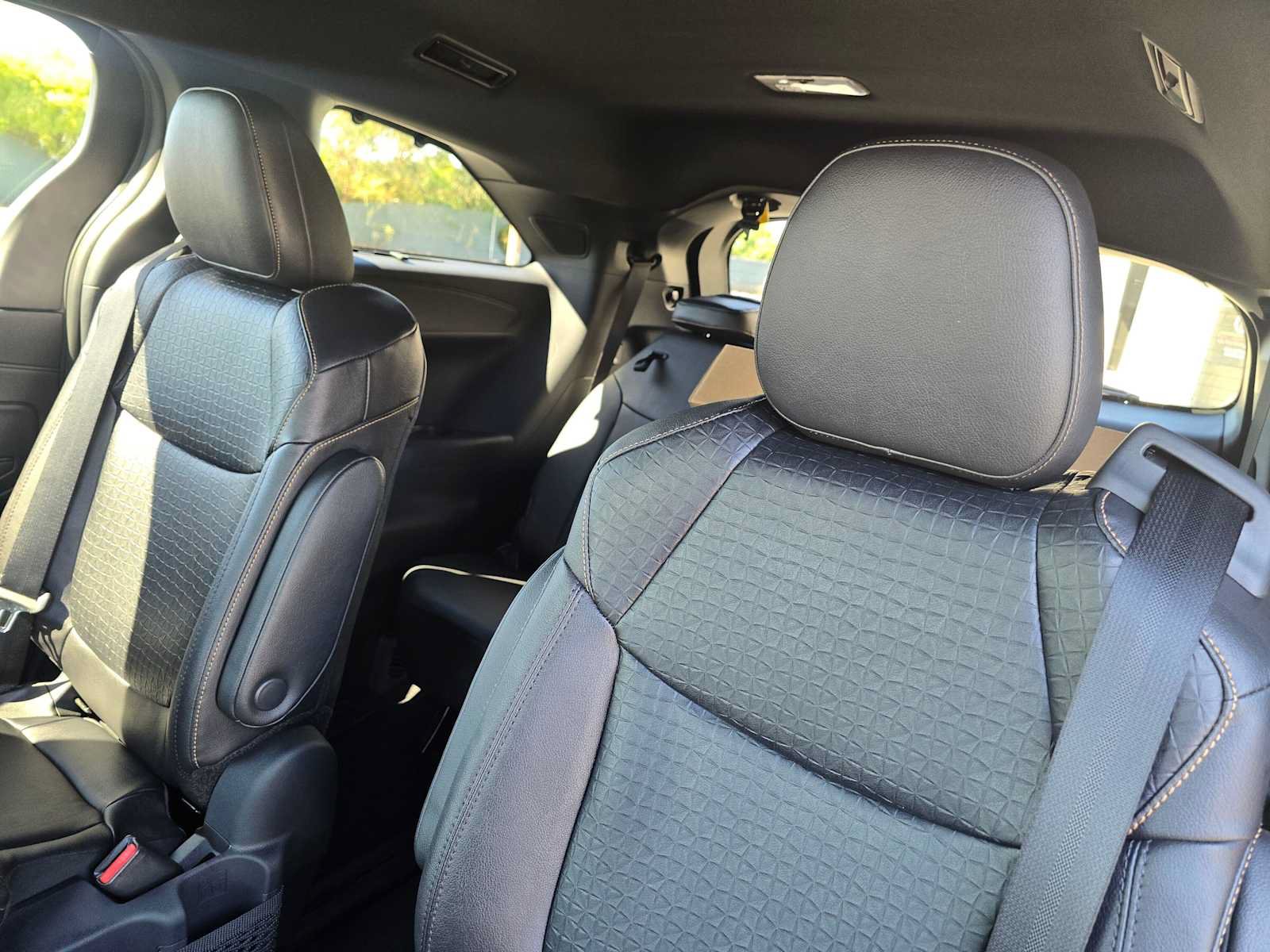 New 2026 Toyota Sienna XLE Woodland Edition AWD/4WD image 18