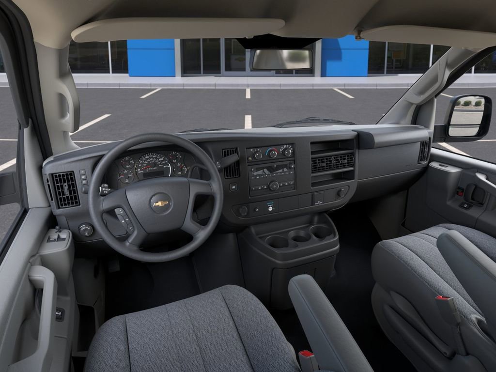 New 2026 Chevrolet Express 2500 Extended w/ Communications Package RWD image 15