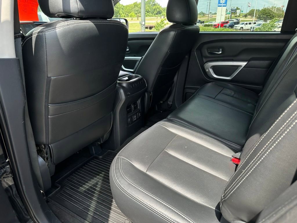 Used 2020 Nissan Titan SV w/ SV Convenience Package AWD/4WD image 16