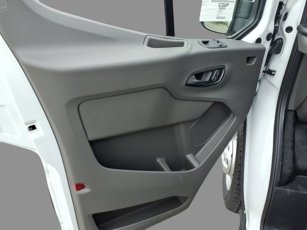New 2026 Ford Transit 250 148 Medium Roof Extended AWD image 12
