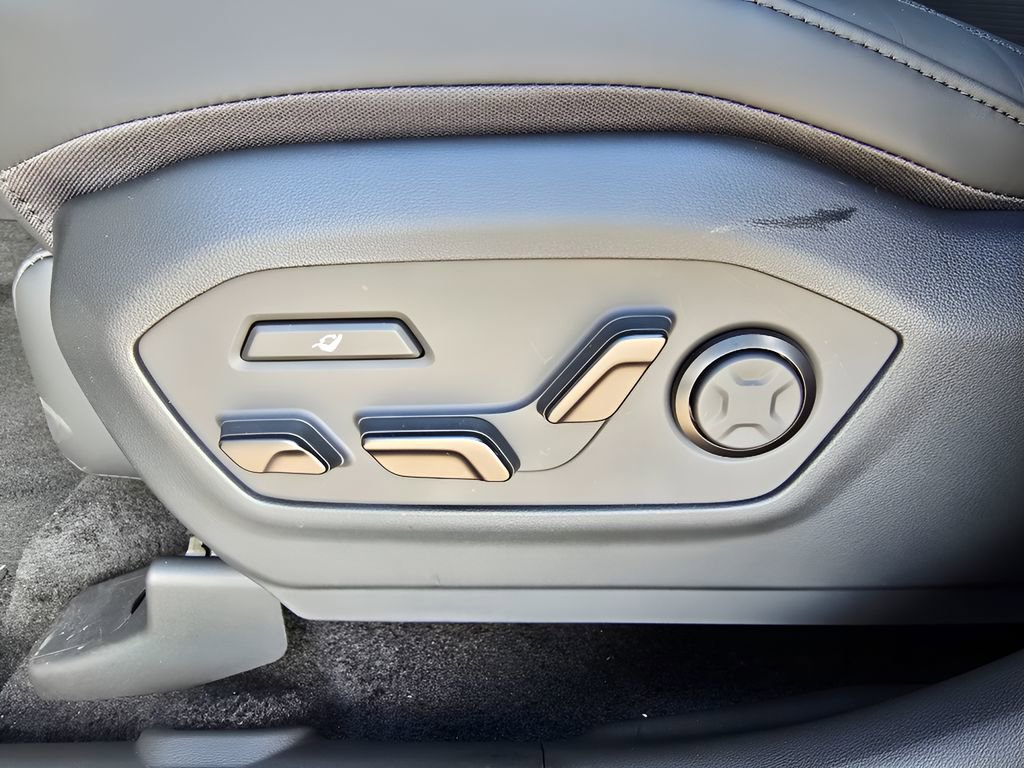 New 2026 Hyundai Santa Fe Calligraphy AWD/4WD image 15