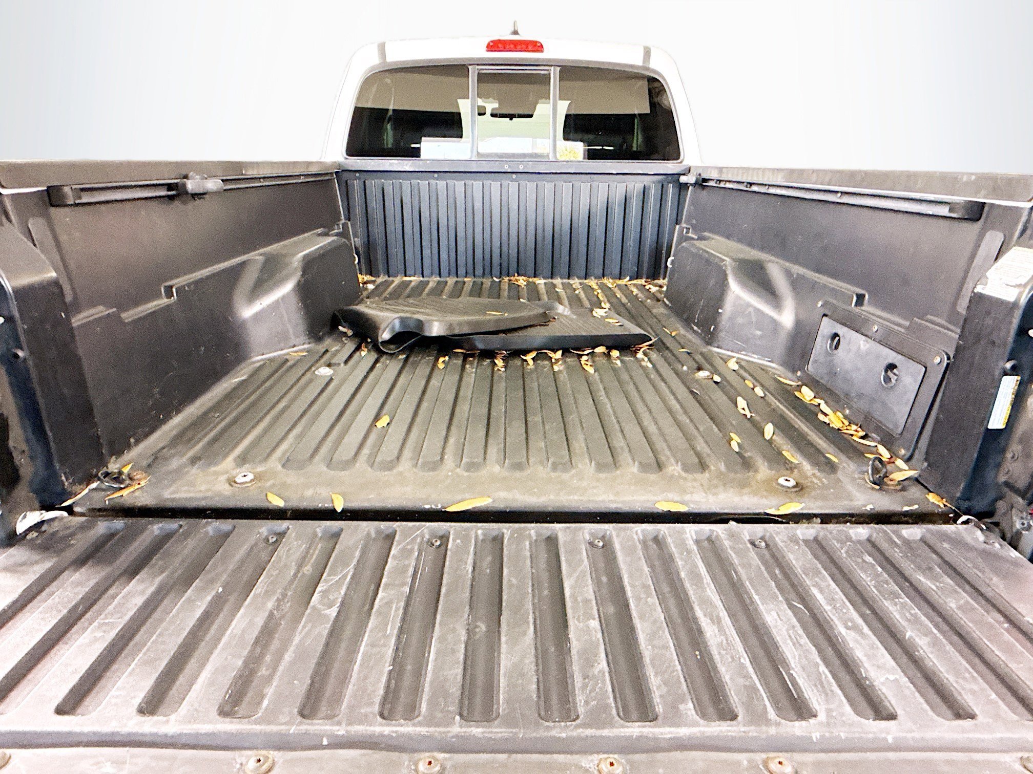 Used 2021 Toyota Tacoma SR w/ SR Convenience Package image 34