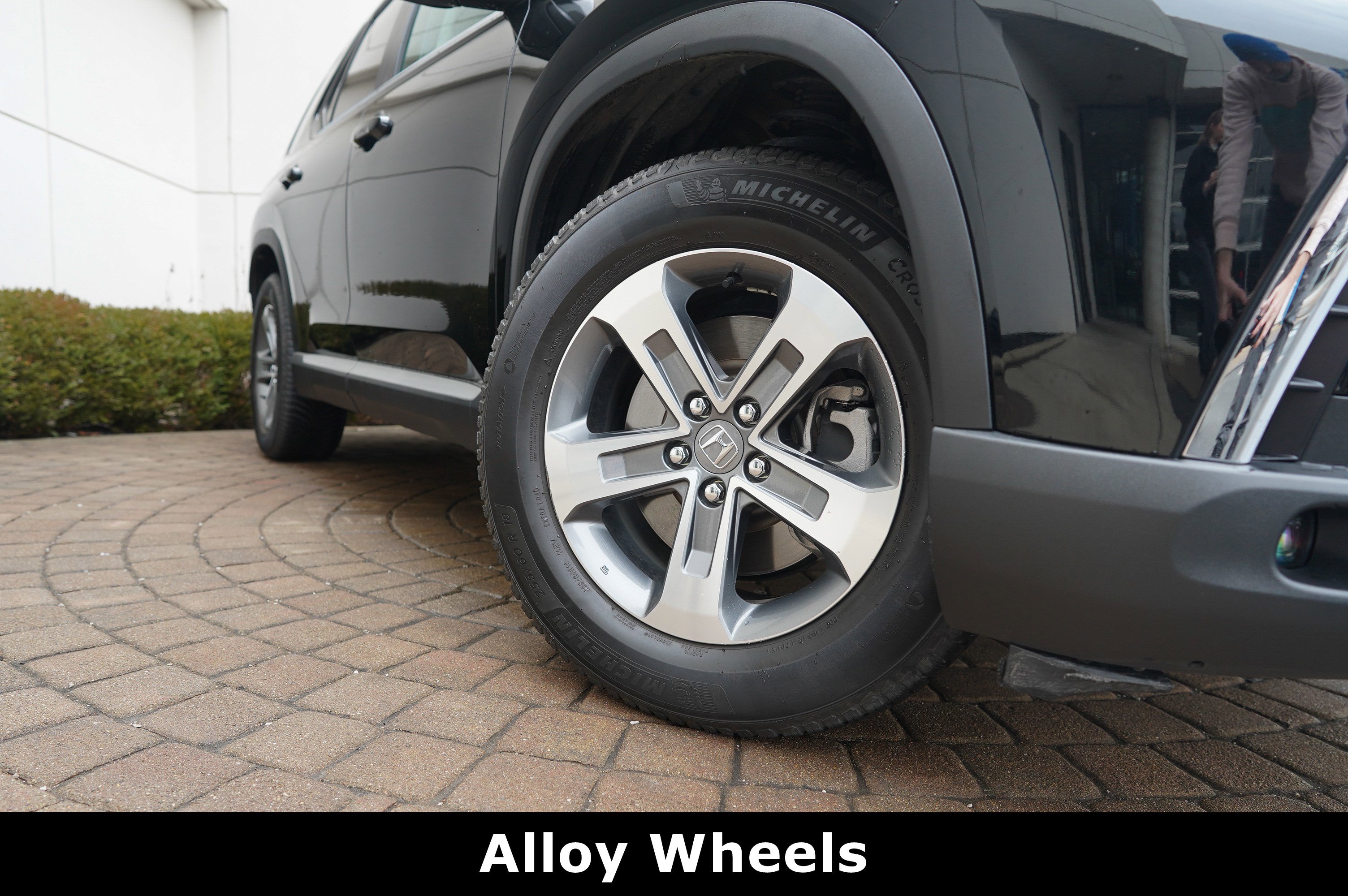 Used 2023 Honda Pilot EX-L image 16