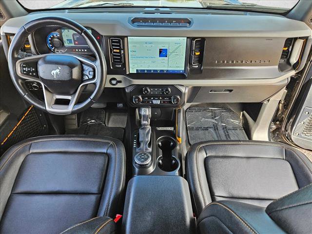 Used 2023 Ford Bronco Badlands image 16