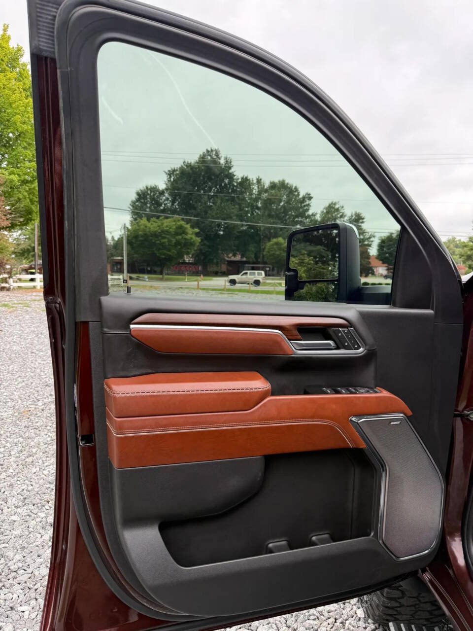 Used 2024 GMC Sierra 2500 Denali Ultimate w/ Max Trailering Package AWD/4WD image 16