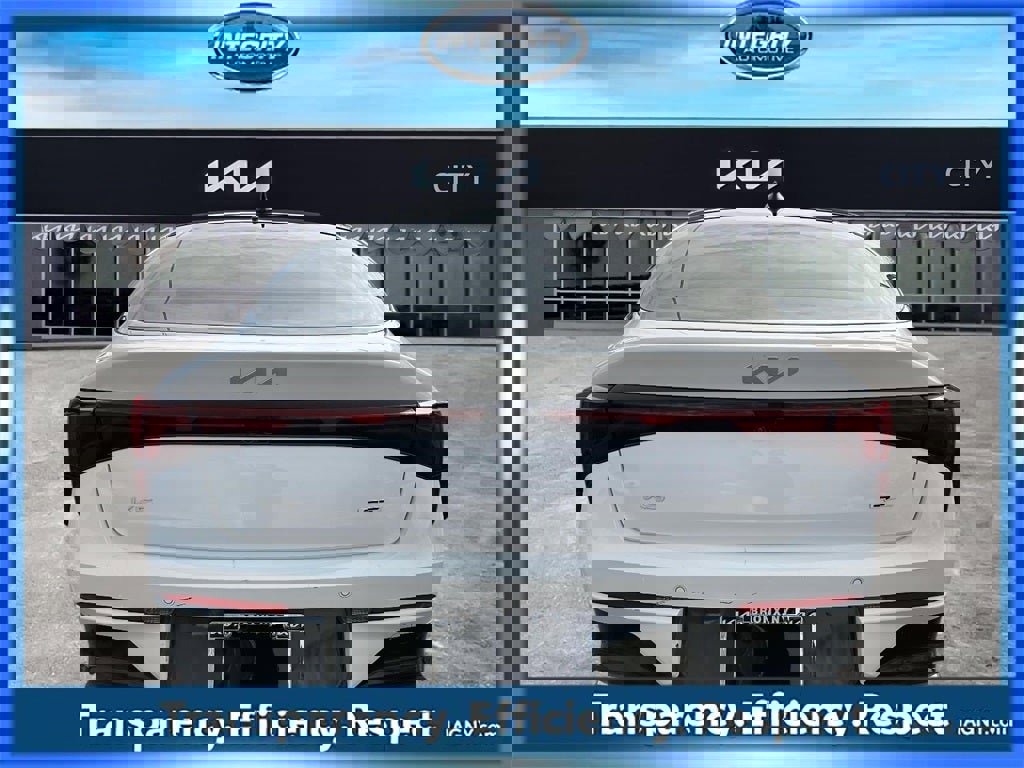 Certified 2025 Kia K5 GT w/ GT1 Package image 5