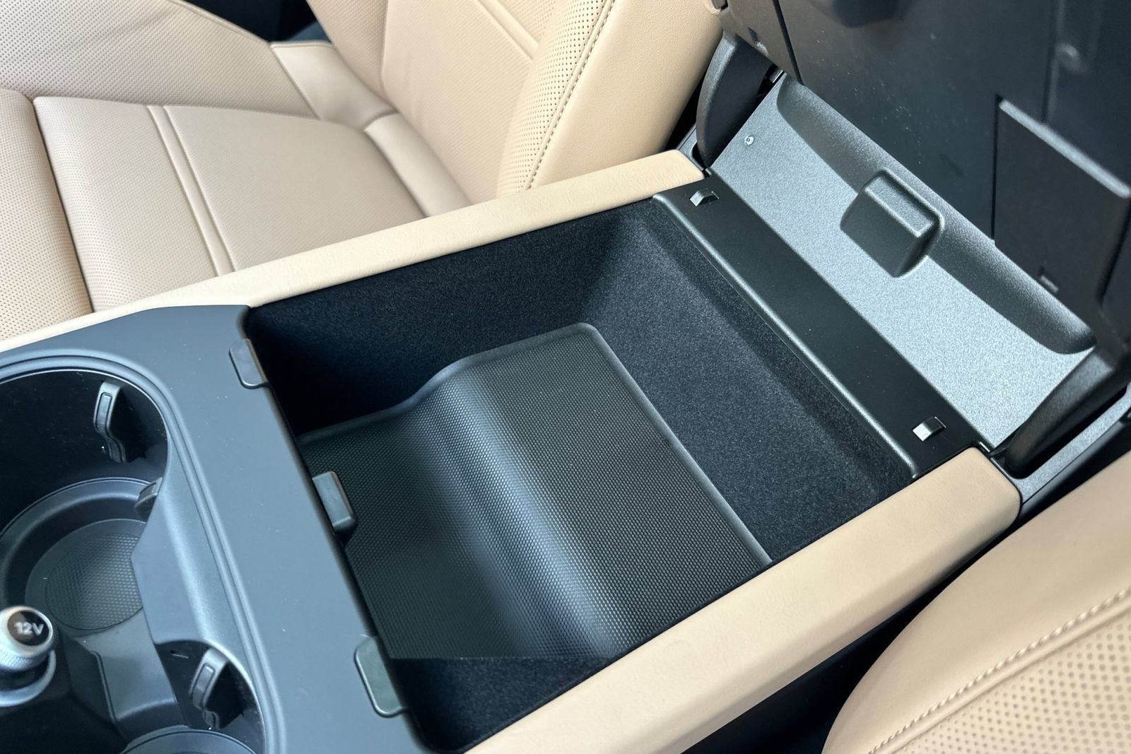 New 2026 Porsche Cayenne AWD/4WD image 27